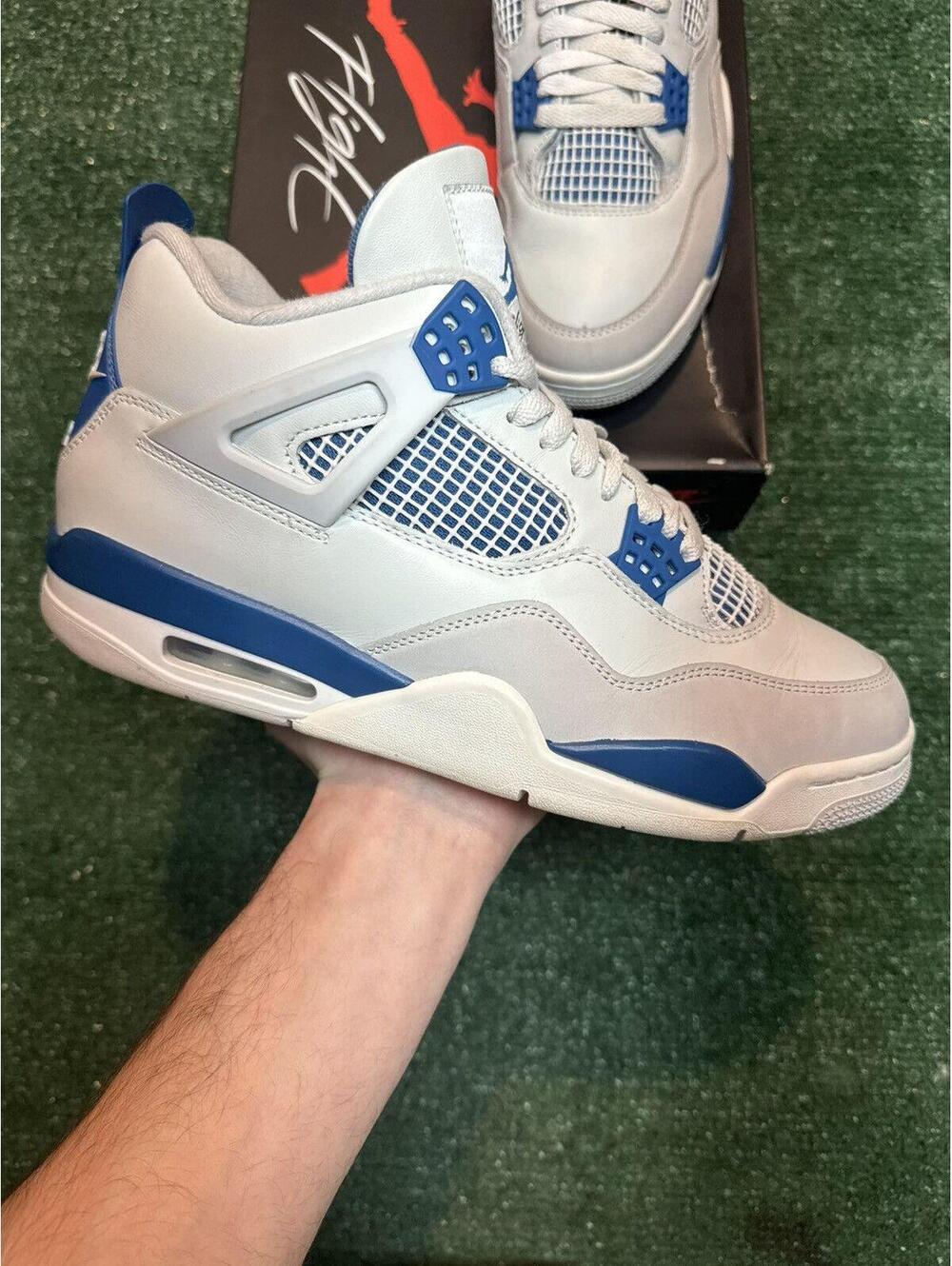 Jordan Retro 4 Military Blue Size 10.5